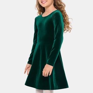 The Children’s Place Green Velour Dress Size 5/6 Long Sleeves Holiday Christmas
